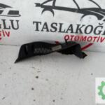 RENAULT CLİO 4 SAĞ BAGAJ RAF BAKALİTİ