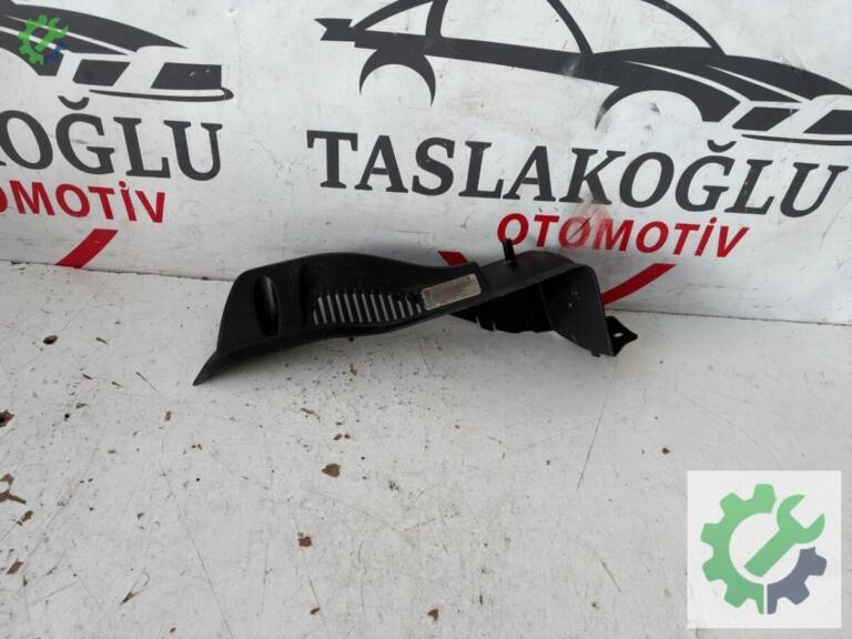 Renault Clio Bakalit çıkma parça