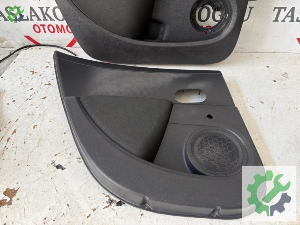 Renault Clio Kapı Döşemesi çıkma parça