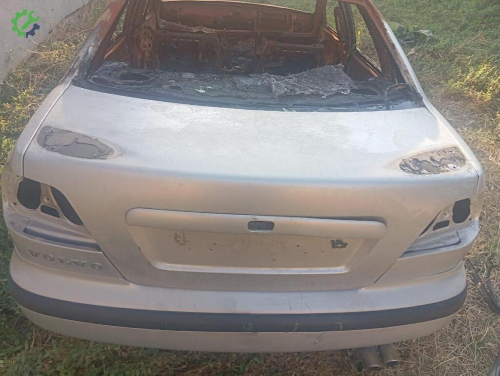 Volvo S40 Bagaj Kapağı çıkma parça
