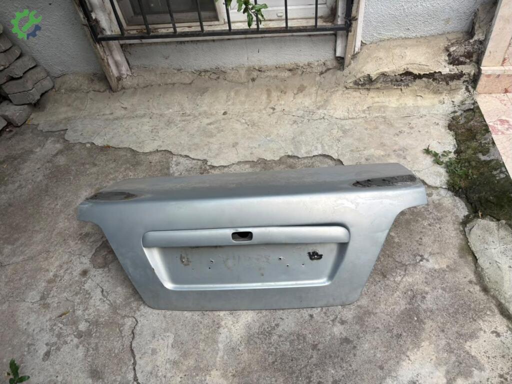 Volvo S40 Bagaj Kapağı çıkma parça