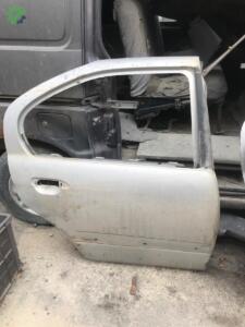 Nissan Primera Sağ Arka Kapı 1997-2001