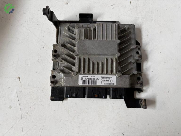 Renault Laguna Motor Beyni çıkma parça
