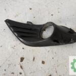 RENAULT FLUENCE SAĞ SİS FARI ÇERÇEVESİ