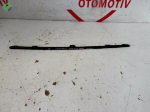 TOYOTA AURİS ARKA TAMPON ÇITASI SOL