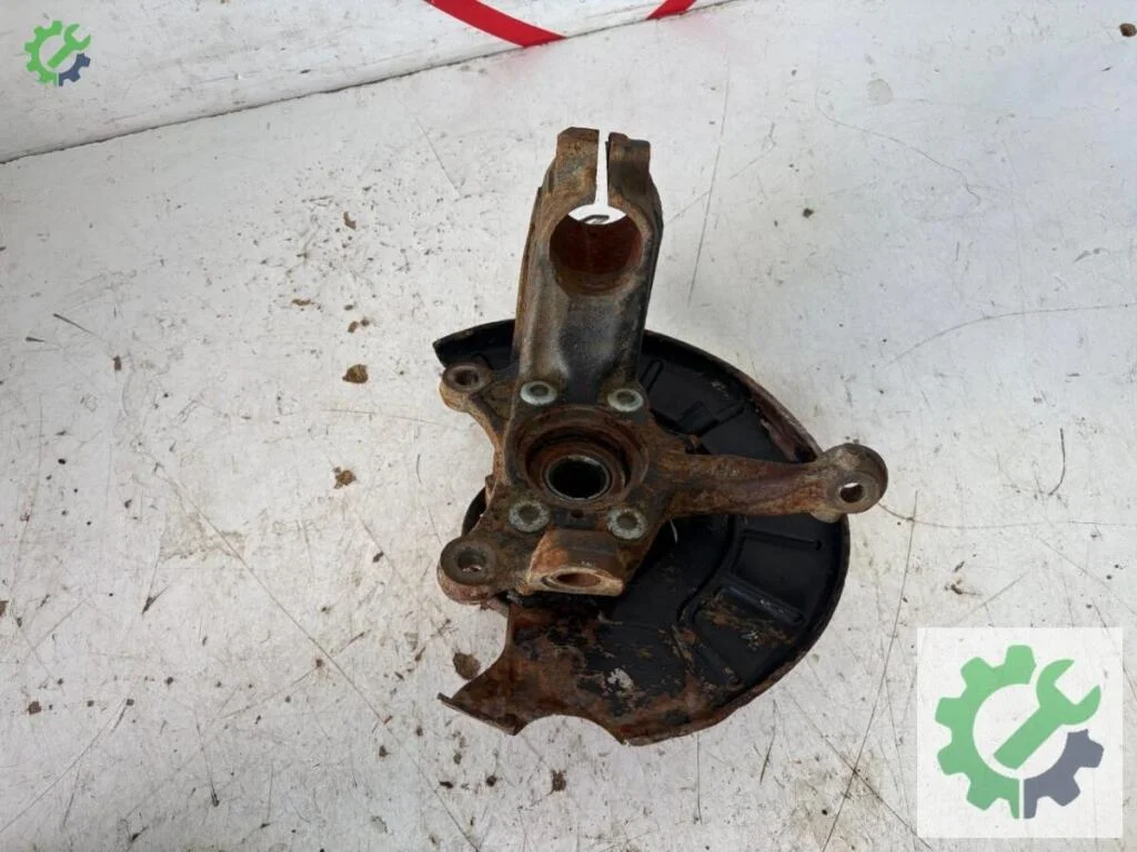 Volkswagen Caddy Sağ Taşıyıcı çıkma parça