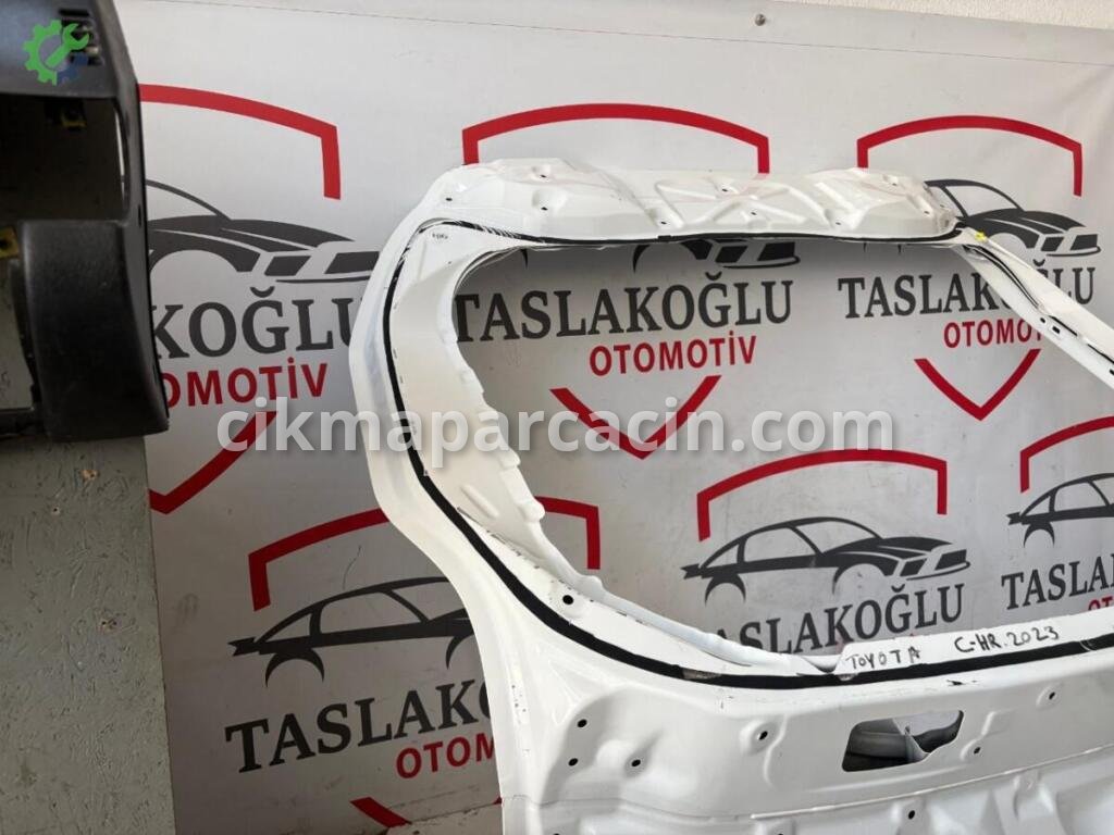 Toyota C-HR Bagaj Kapağı çıkma parça