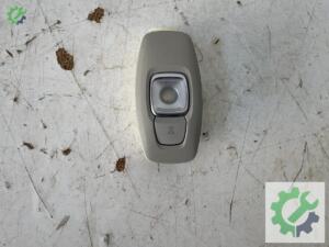 RENAULT CLİO 4 TAVAN LAMBASI