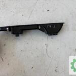 RENAULT FLUENCE SAĞ ÖN KAPI CAM AÇMA ANAHTARI VE ÇERÇEVE