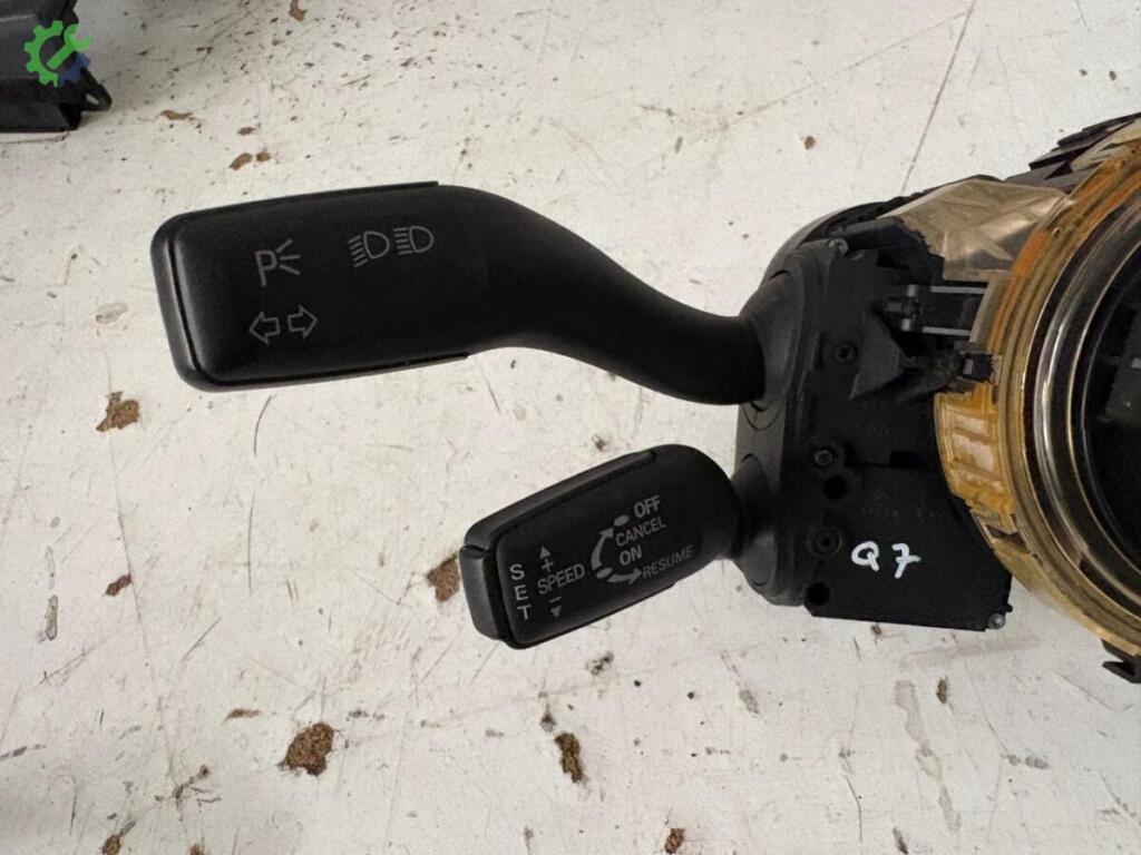 Audi Q7 Silecek Kolu çıkma parça