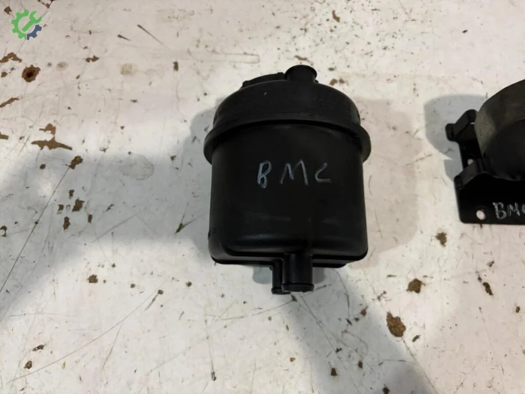Bmc Megastar Direksiyon Yağ Deposu çıkma parça