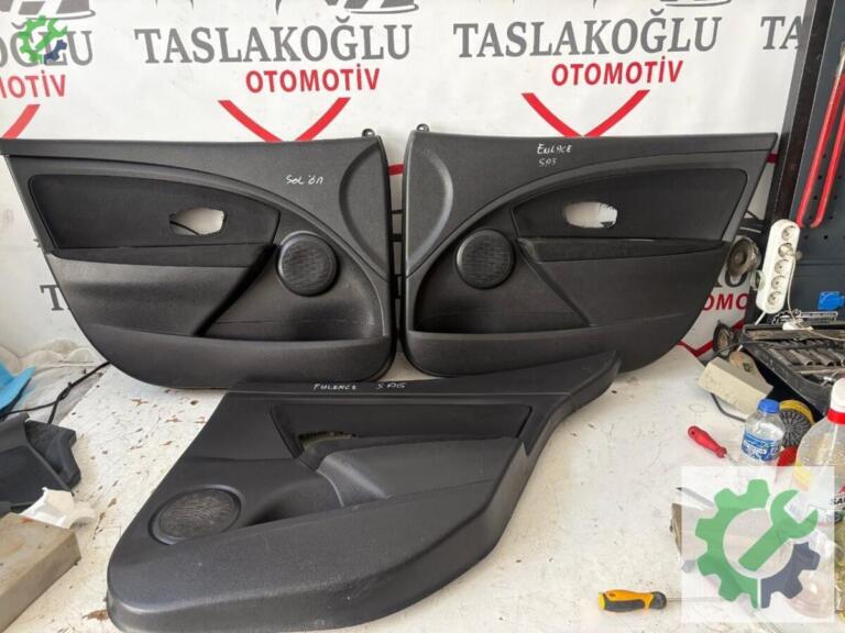 Renault Fluence Kapı Döşemesi çıkma parça