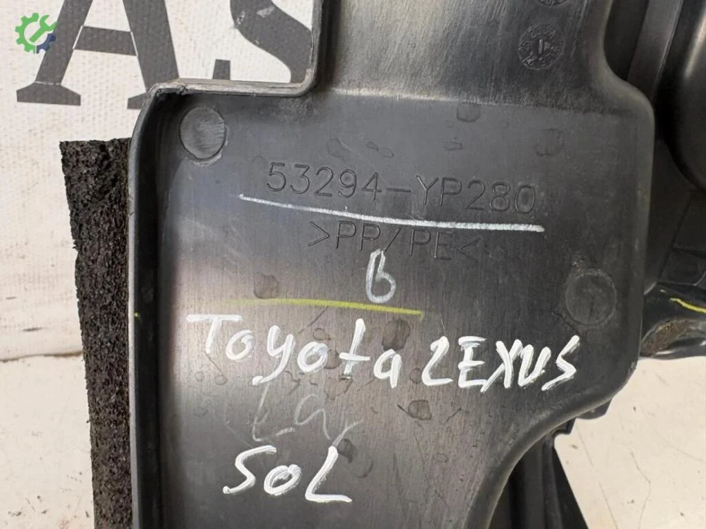 Toyota Hilux Bakalit çıkma parça