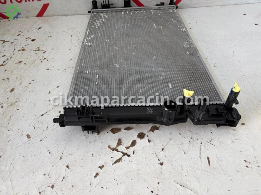 Toyota C-HR Radyatör çıkma parça