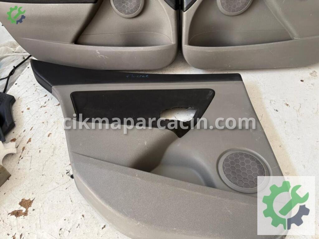 Renault Fluence Kapı Döşemesi çıkma parça