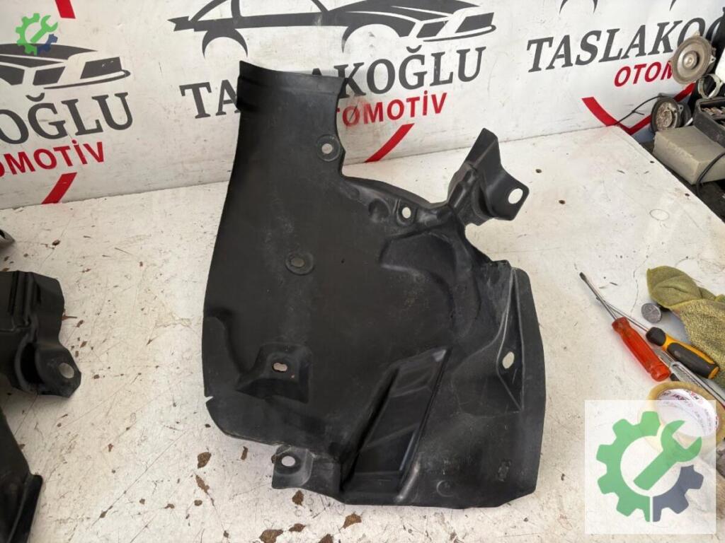 Renault Fluence Davlumbaz çıkma parça
