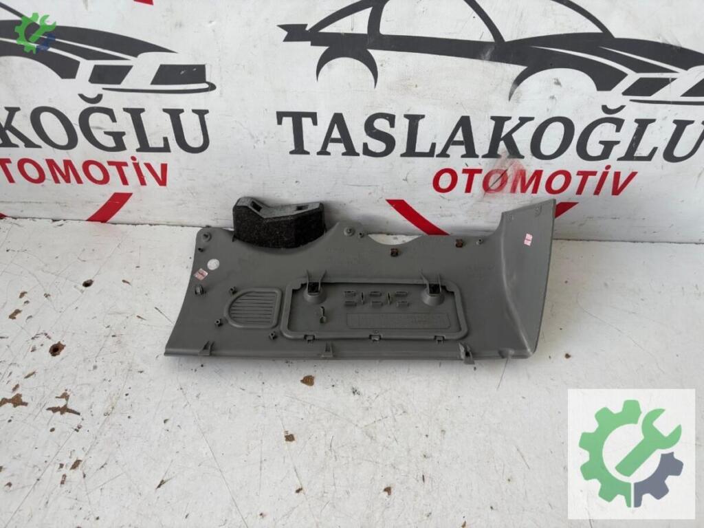 Renault Kangoo Torpido çıkma parça