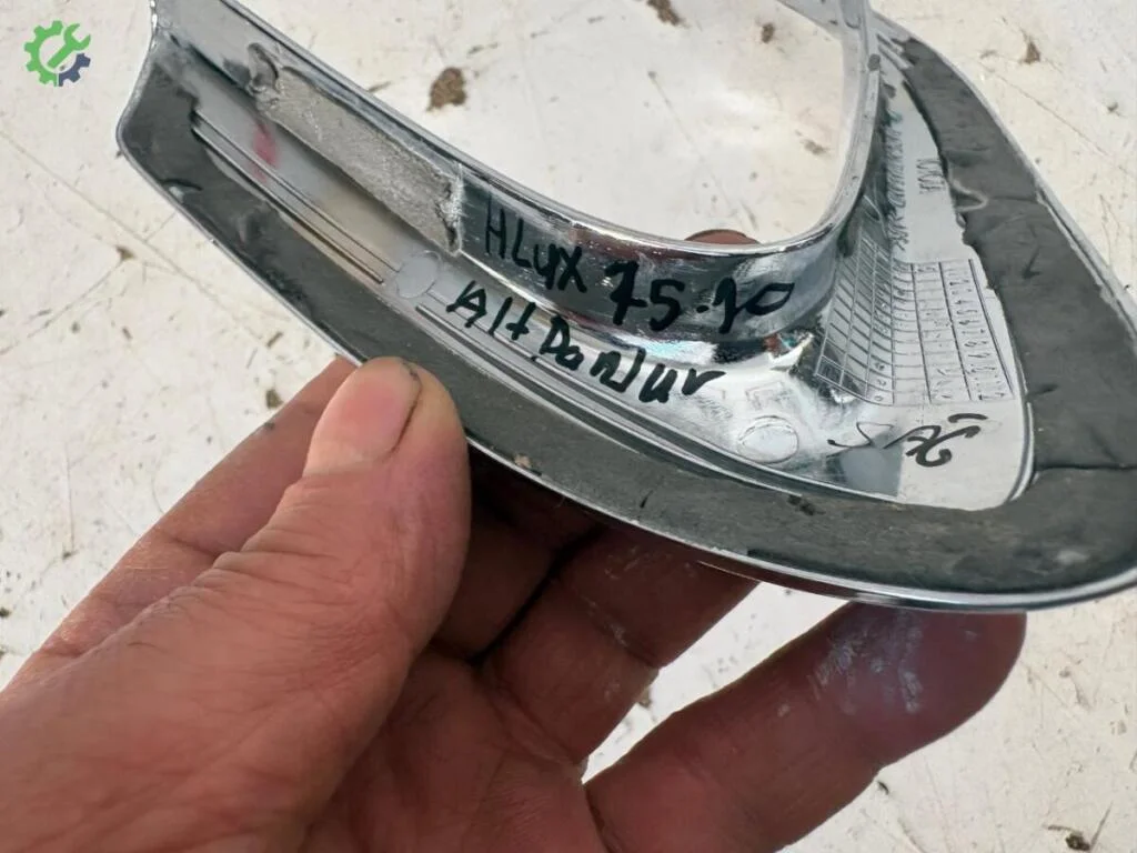 Toyota Hilux Panjur çıkma parça