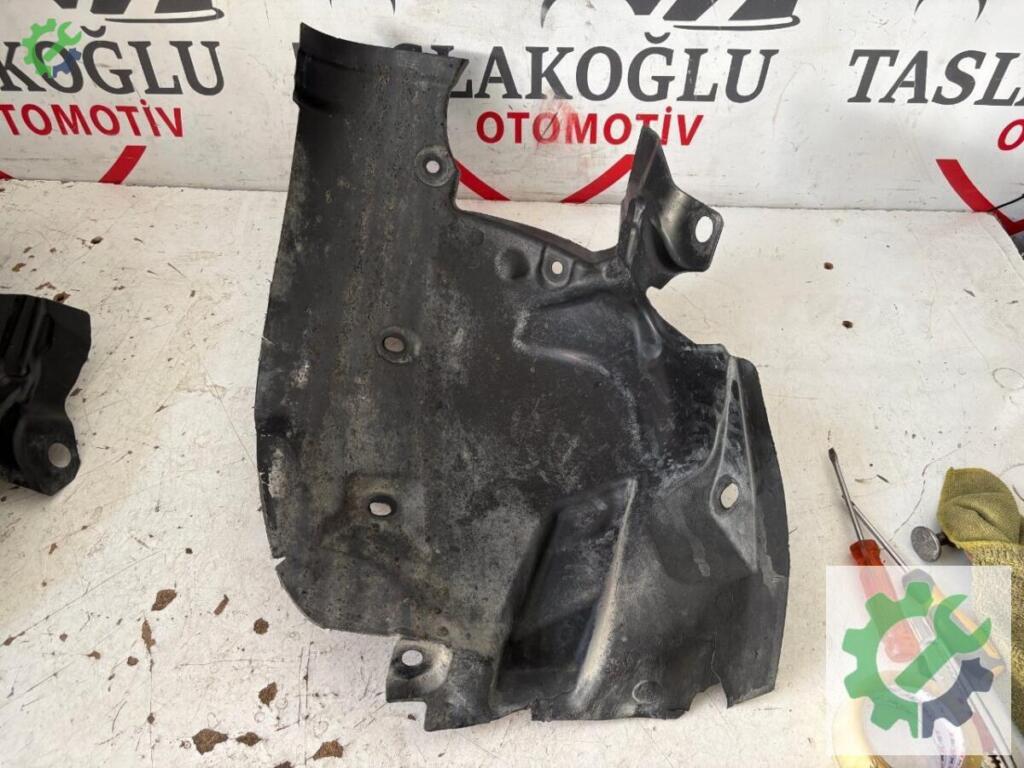 Renault Fluence Davlumbaz çıkma parça