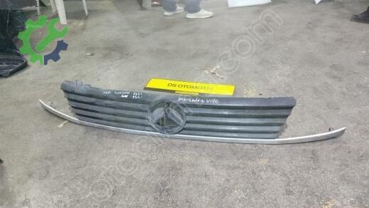 Mercedes-Benz Vito Ön Panjur çıkma parça