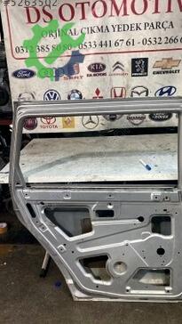 Lada Vega Sol Arka Kapı 1998-2000 çıkma parça