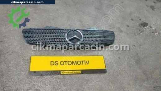 Mercedes-Benz SLK Ön Panjur çıkma parça