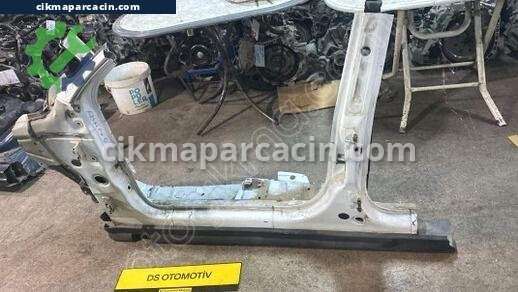 Opel Astra Sol Marşpiyel Sacı çıkma parça