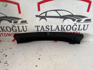 TOYOTA AURİS BAGAJ EŞİK BAKALİTİ