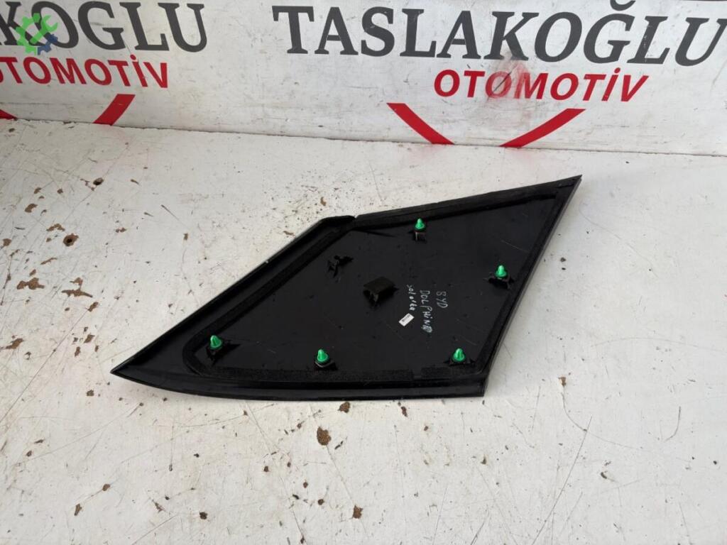 BYD Dolphin Bakalitler EM2E-5402951A çıkma parça