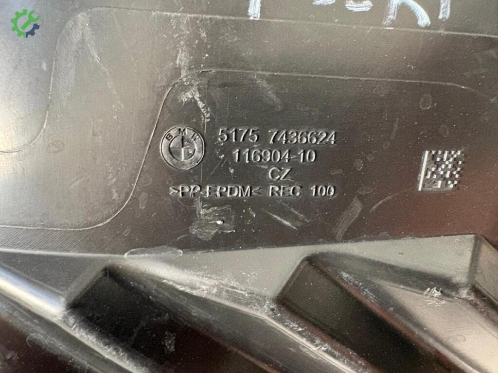 BMW 1 Serisi Davlumbaz çıkma parça