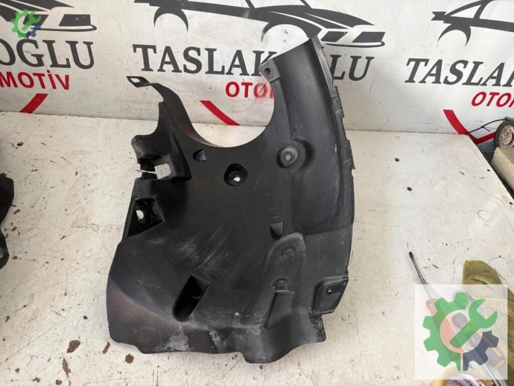 Renault Captur Davlumbaz 638431098R çıkma parça
