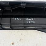 TOYOTA AURİS BAGAJ EŞİK BAKALİTİ