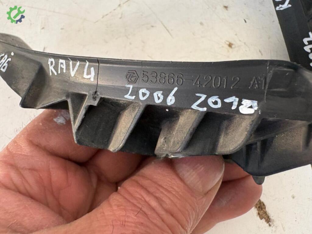 Toyota RAV4 Ön Cam çıkma parça