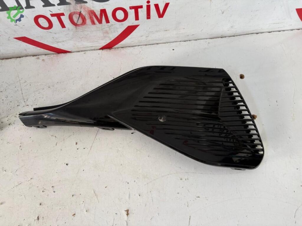 BYD Atto 3 Sağ Ön Sis Çerçevesi çıkma parça