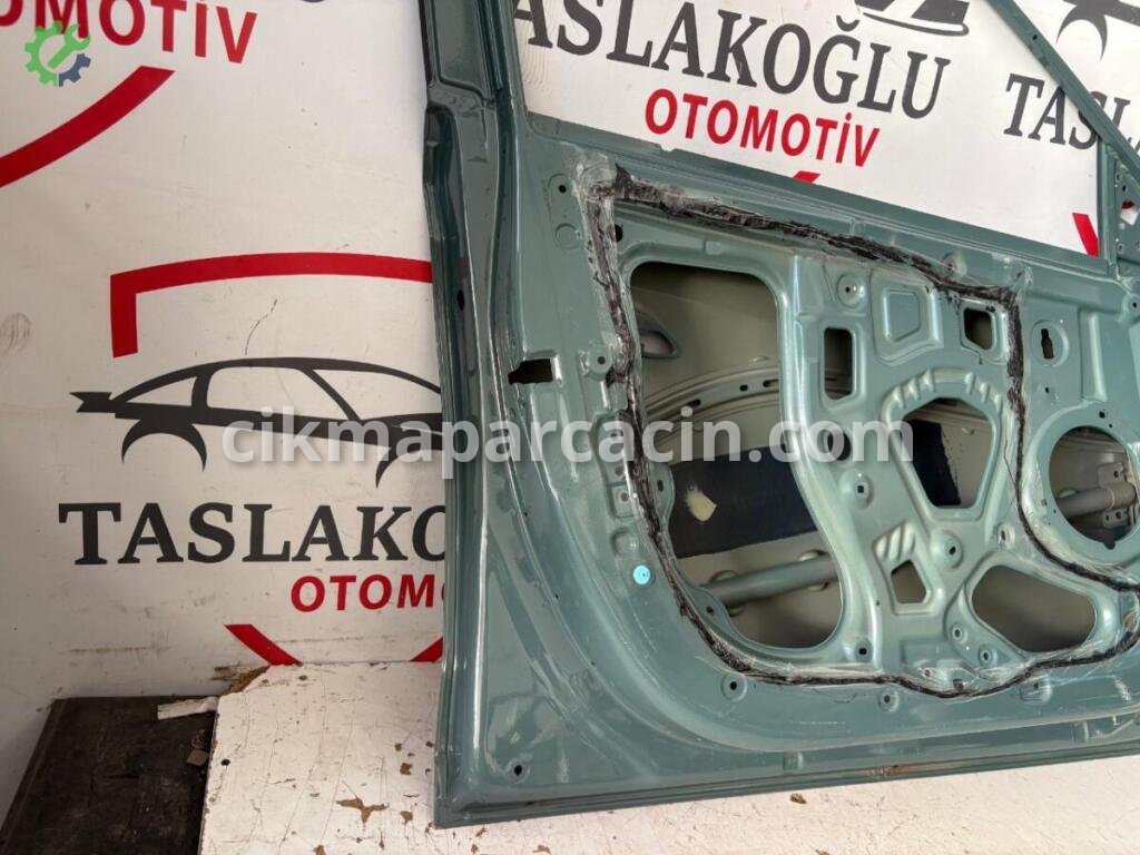 Hyundai Bayon Sol Ön Kapı çıkma parça