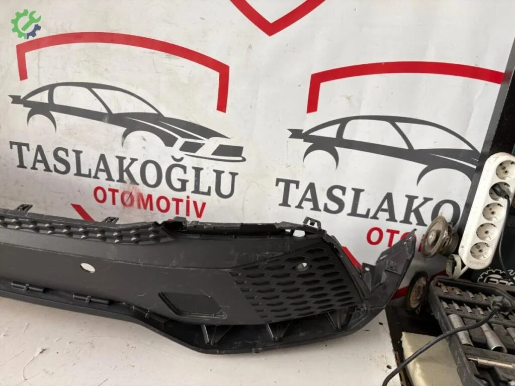Toyota C-HR Arka Tampon çıkma parça