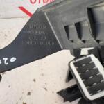 TOYOTA HİLUX SOL ÖN ÇAMURLUK SAĞ YAN BAKALİTİ
