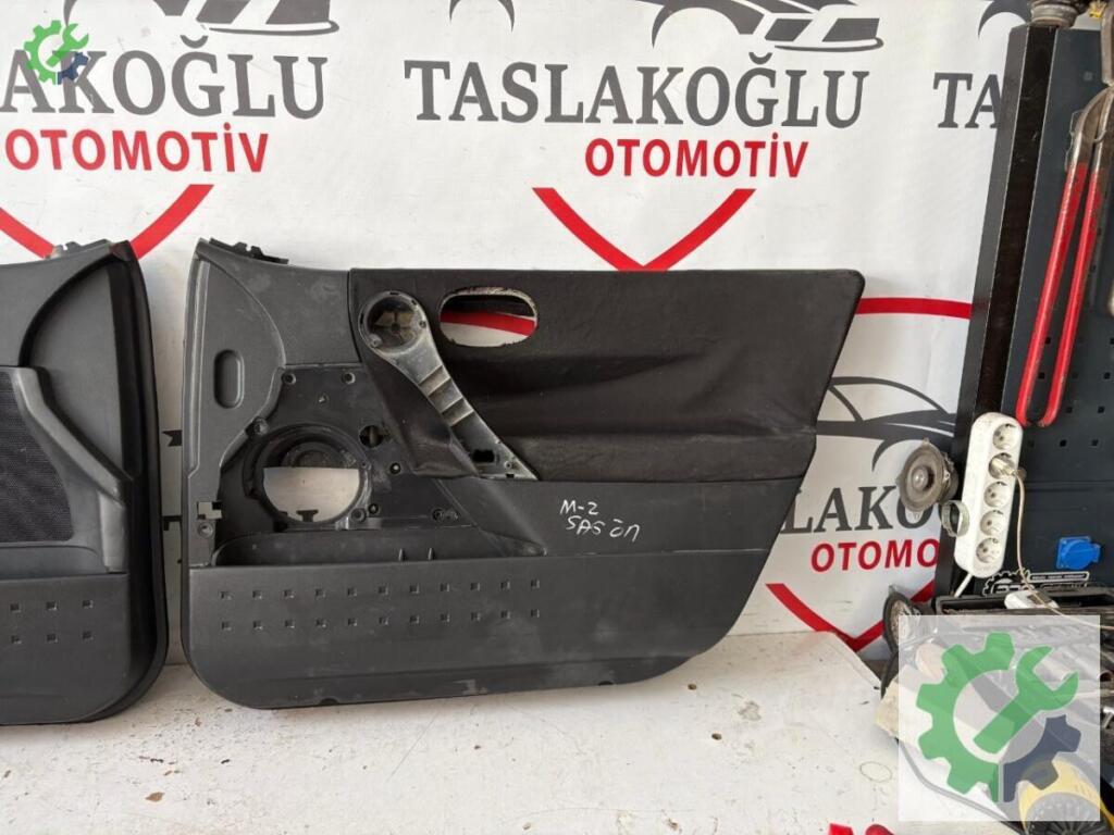 Renault Megane Kapı Döşemesi çıkma parça