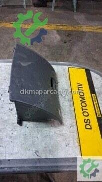 Mitsubishi Carisma Torpido Kapağı 2000-2006 çıkma parça