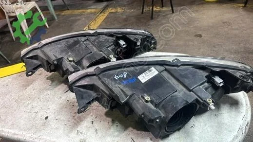 Peugeot 807 Sağ Ön Far 2002-2014 çıkma parça