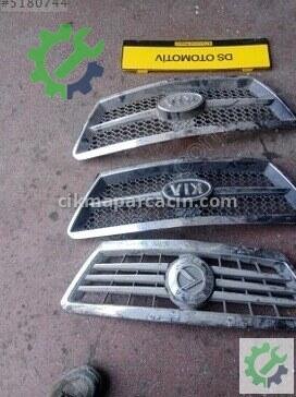 Kia Sorento Ön Panjur 2004-2007 çıkma parça