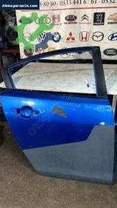 2004-2007 MAZDA 3 SAĞ ARKA KAPI