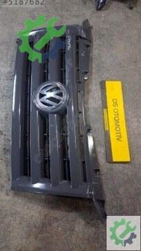 Volkswagen Crafter Ön Panjur 2006-2010 çıkma parça
