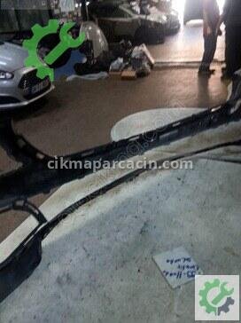 Mercedes-Benz C Serisi Ön Tampon 2006-2011 çıkma parça