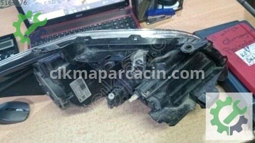 Toyota Auris Sol Ön Far 2008-2011 çıkma parça