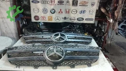 Mercedes-Benz Sprinter Ön Panjur 2008-2013 çıkma parça
