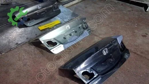 Honda Civic Bagaj Kapağı 2009-2012 çıkma parça
