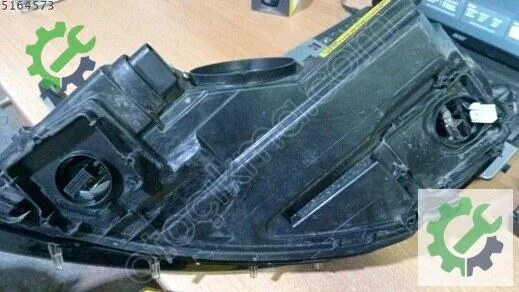 Volkswagen Passat Sağ Ön Far 2011-2015 çıkma parça