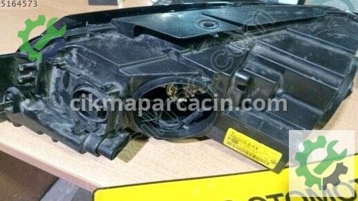 Volkswagen Passat Sağ Ön Far 2011-2015 çıkma parça