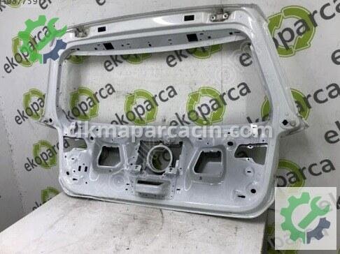 Volkswagen Golf Bagaj Kapağı 5G6827025 çıkma parça